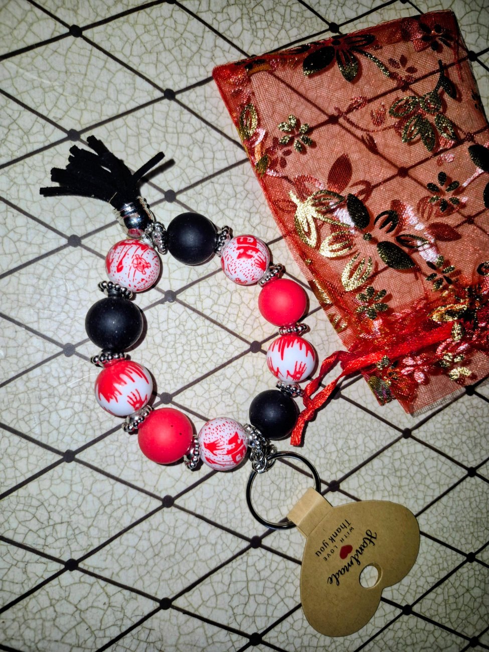 Handmade wristlet medium