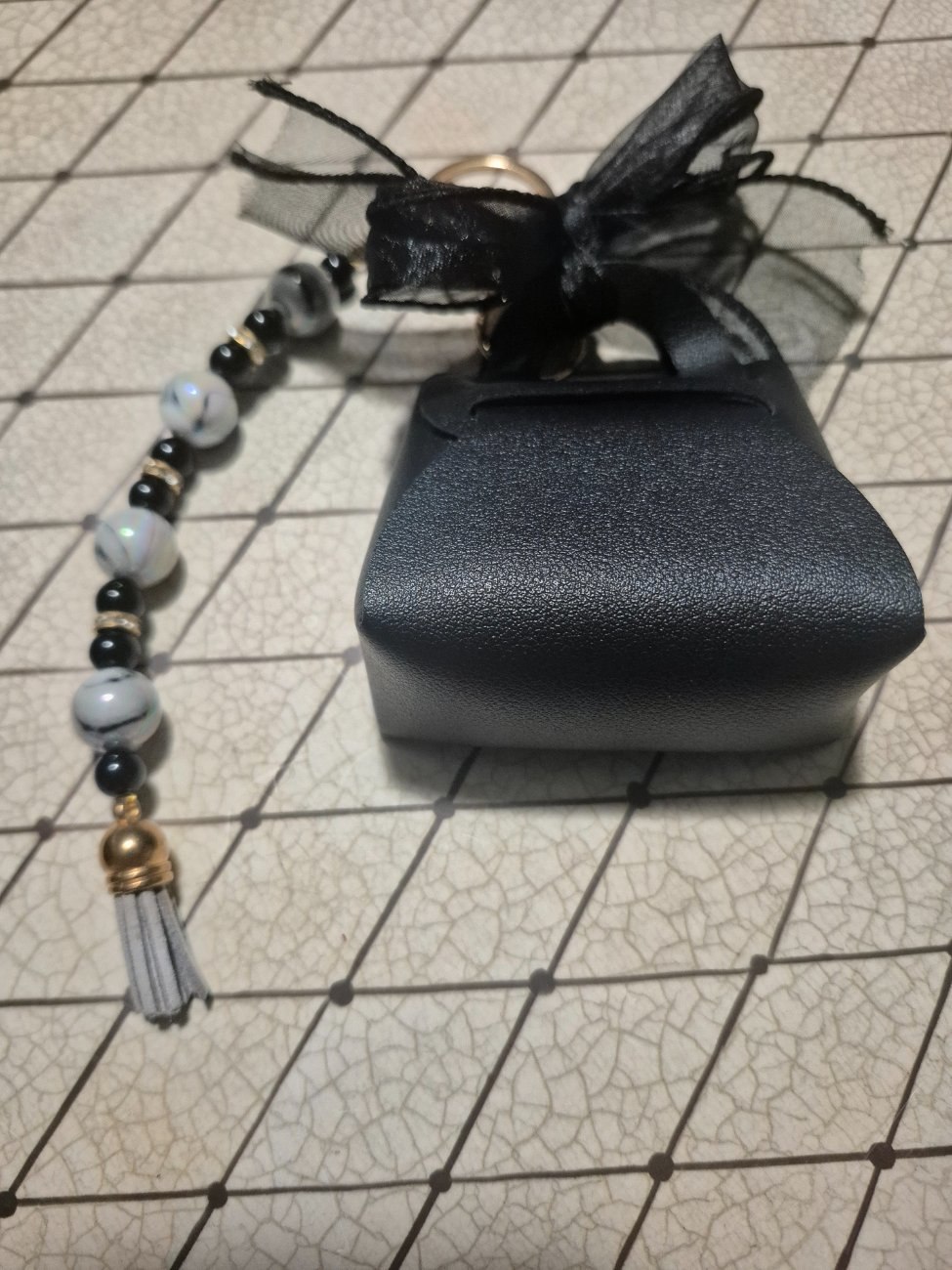Mini bow clutch purse keychain
