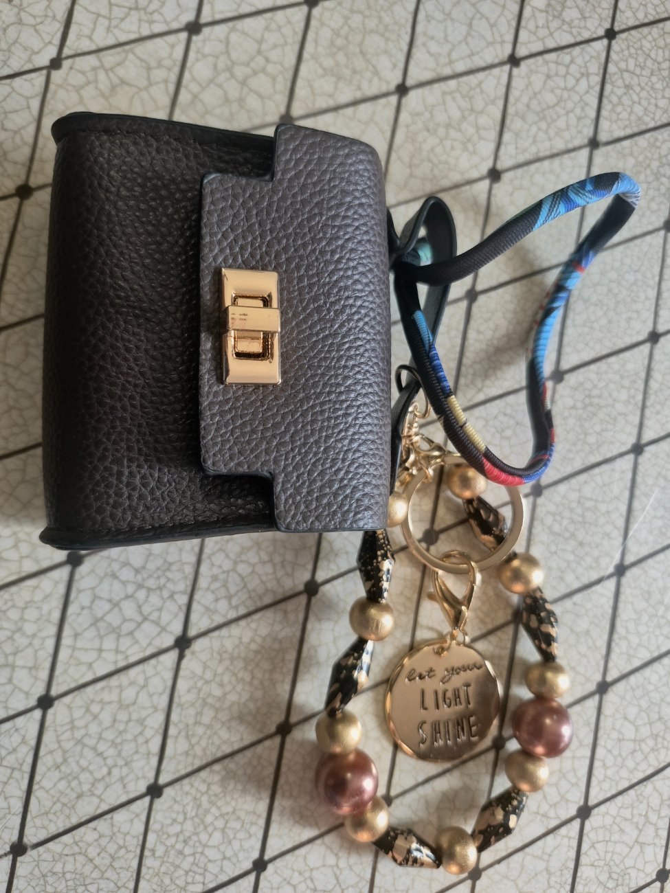 Mini leather  purse  keychain
