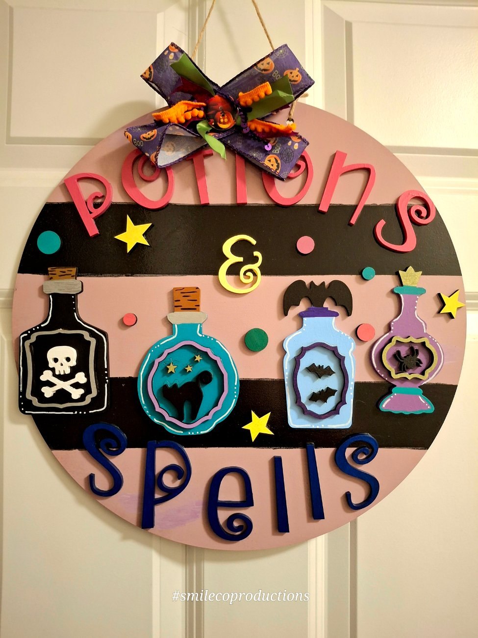 Halloween 16in Door Hanger