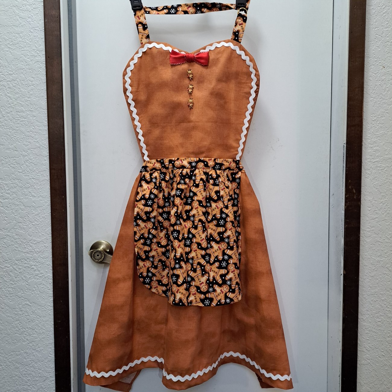 Mommy & Me Holiday Apron